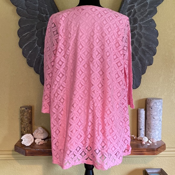 Isaac Mizrahi Lace 3/4 Sleeve Shirt - Picture 7 of 9